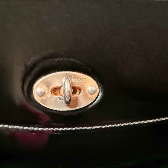 Very Rare Vintage Bally’s Patent Leather Bag (EUC) - Picture 2 of 8